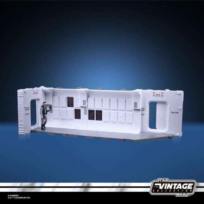 STAR-WARS-THE-VINTAGE-COLLECTION-3.75-INCH-TANTIVE-IV-HALLWAY-Playset-oop-7